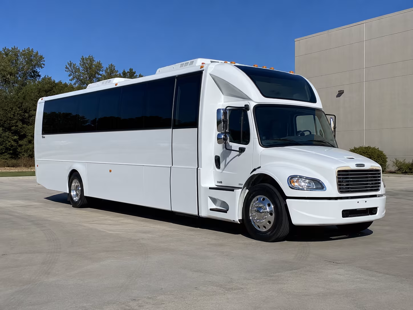 palm coast 28 passenger party bus