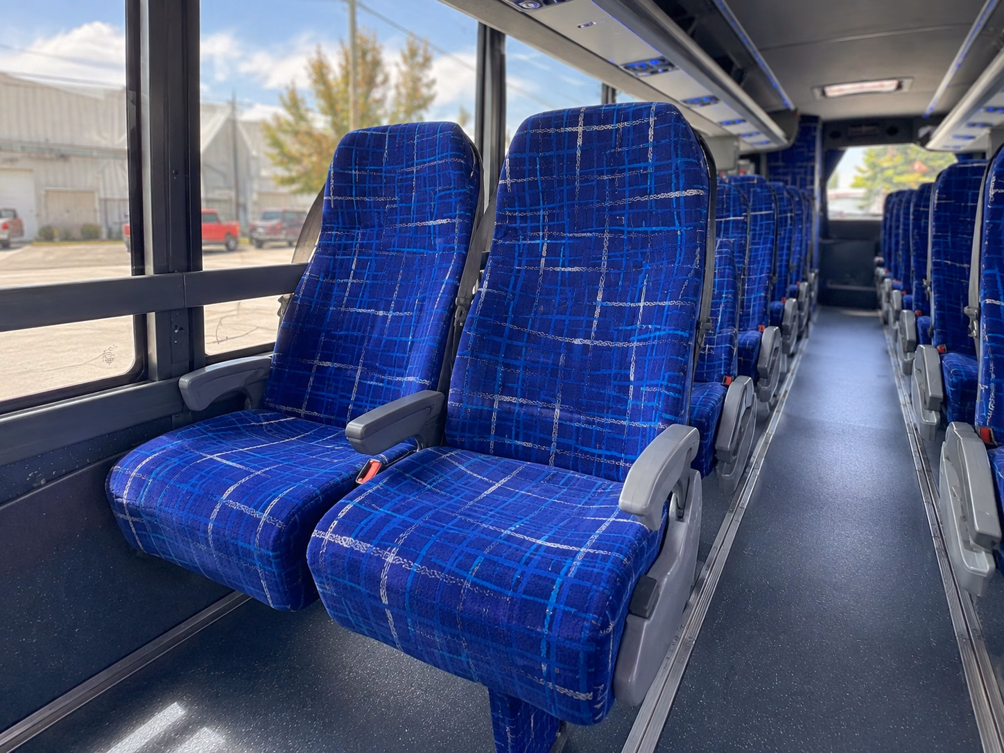 spring training buses to grapefruit league games across florida